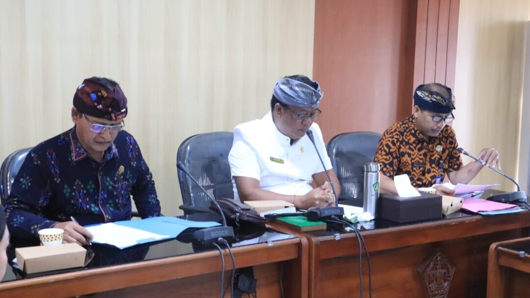 Rapat Paripurna DPRD Jembrana Tetapkan Pokok Pikiran Hasil Reses