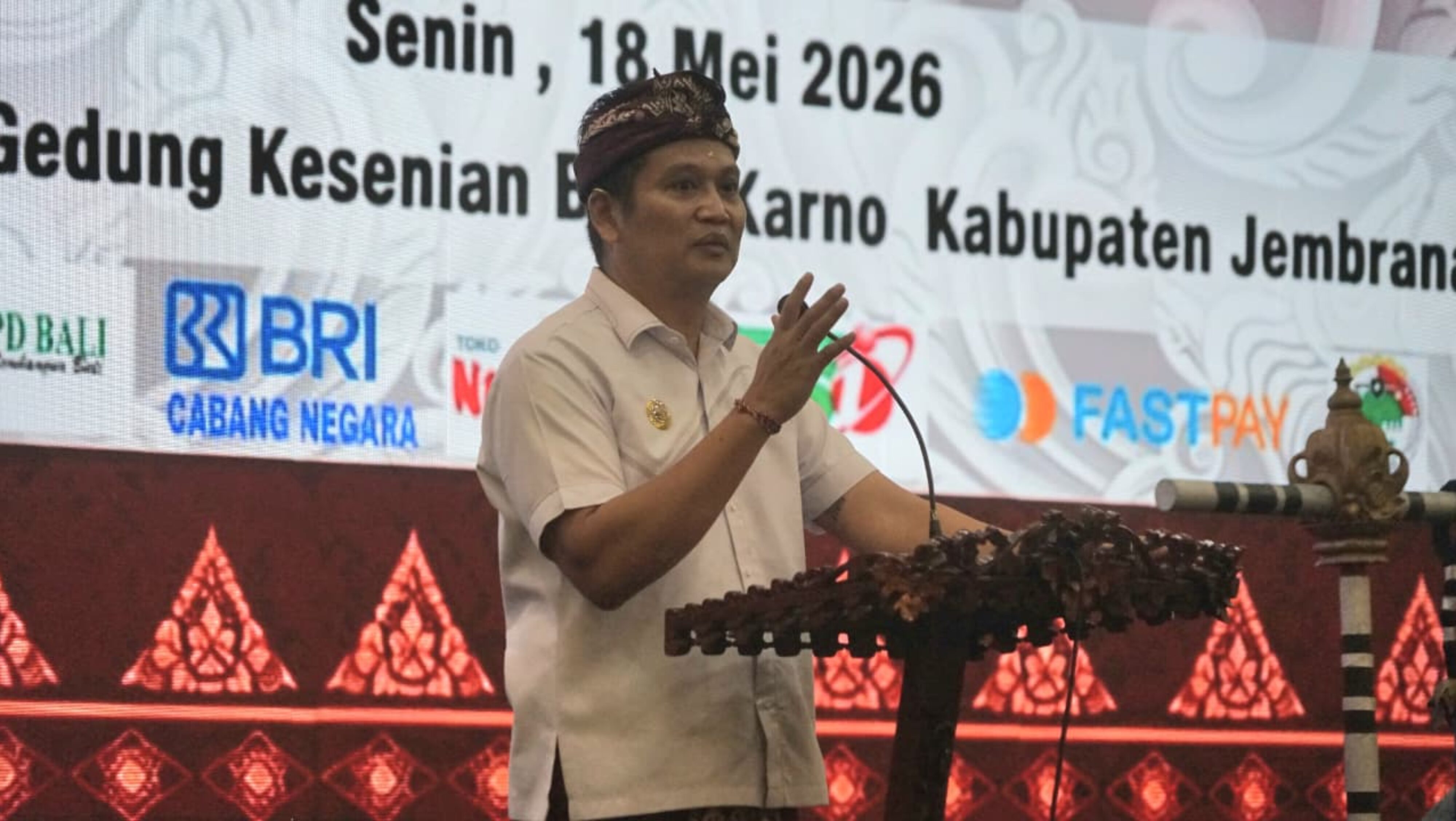 Buka Muskab IV, Bupati Jembrana Ajak LPD Sukseskan Subsidi Kredit PMI