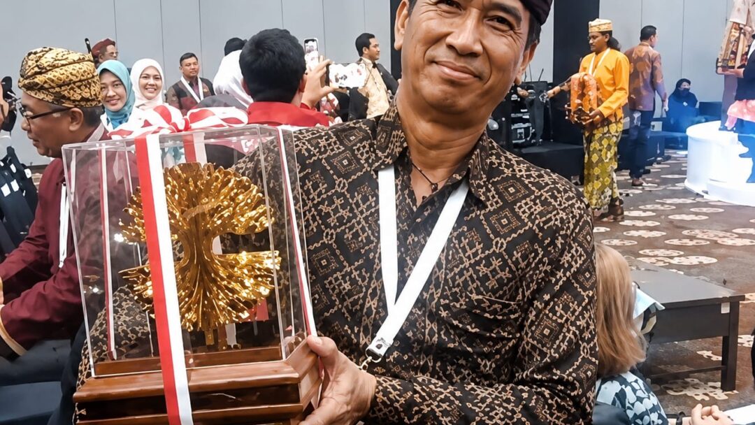 Konsisten Lestarikan Penyu Selama 29 Tahun, Kelompok Kurma Asih Jembrana Raih Penghargaan Tertinggi Kalpataru Lestari 2026