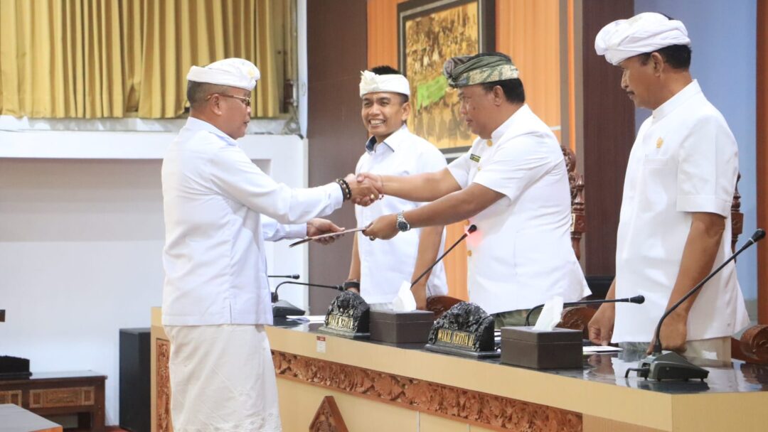 Paripurna VI DPRD Jembrana Bahas Dua Ranperda, Dari PAD Hingga Krisis Air Bersih Jadi Sorotan