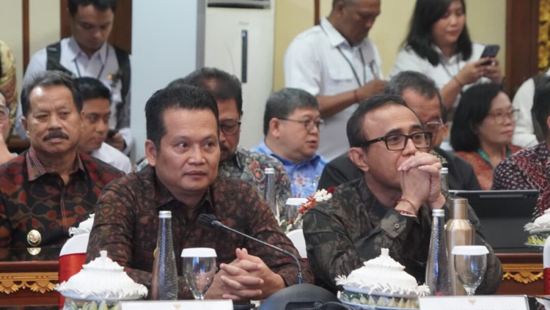Tampung Keluhan Sopir, Bupati Kembang Sampaikan Aspirasi Peningkatan Dermaga Pada Rakor Kementerian Untuk Pengembangan Wilayah Bali