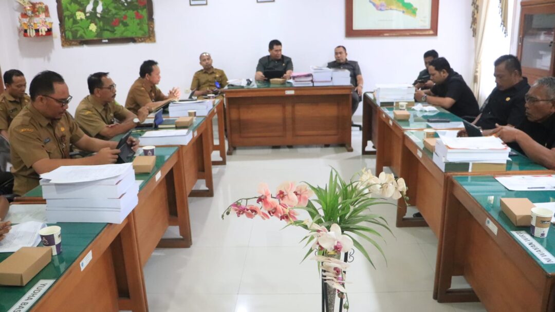 Gelar Raker Komisi III DPRD Jembrana Kaji Dua Rancangan Regulasi Cagar Budaya