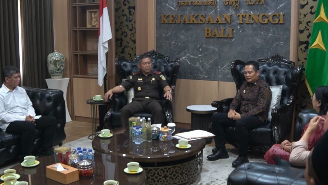 Bertemu Kajati Bali, Bupati Kembang Perkuat Sinergi Penegakan Hukum